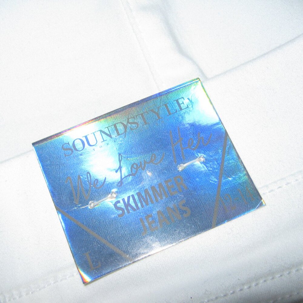 NEW SoundStyle Skimmer White Capris - Size L (12-14) - Picture 4 of 9
